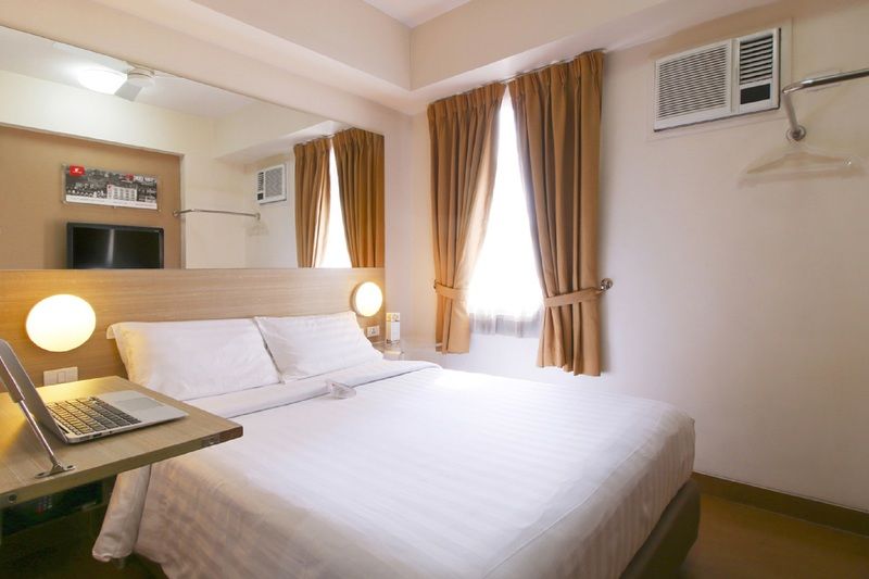 Red Planet Makati Avenue Manila Hotell Makati City Exteriör bild